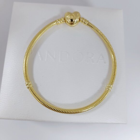 Pandora Moments Heart Clasp Snake Chain Bracelet Gold 7.9 inch - Picture 5 of 7